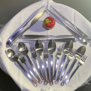 Oneida Satin Party of 6 Cooper Spoons & Forks w/ Sestina Knifes 18/10 NWOT 18 pc